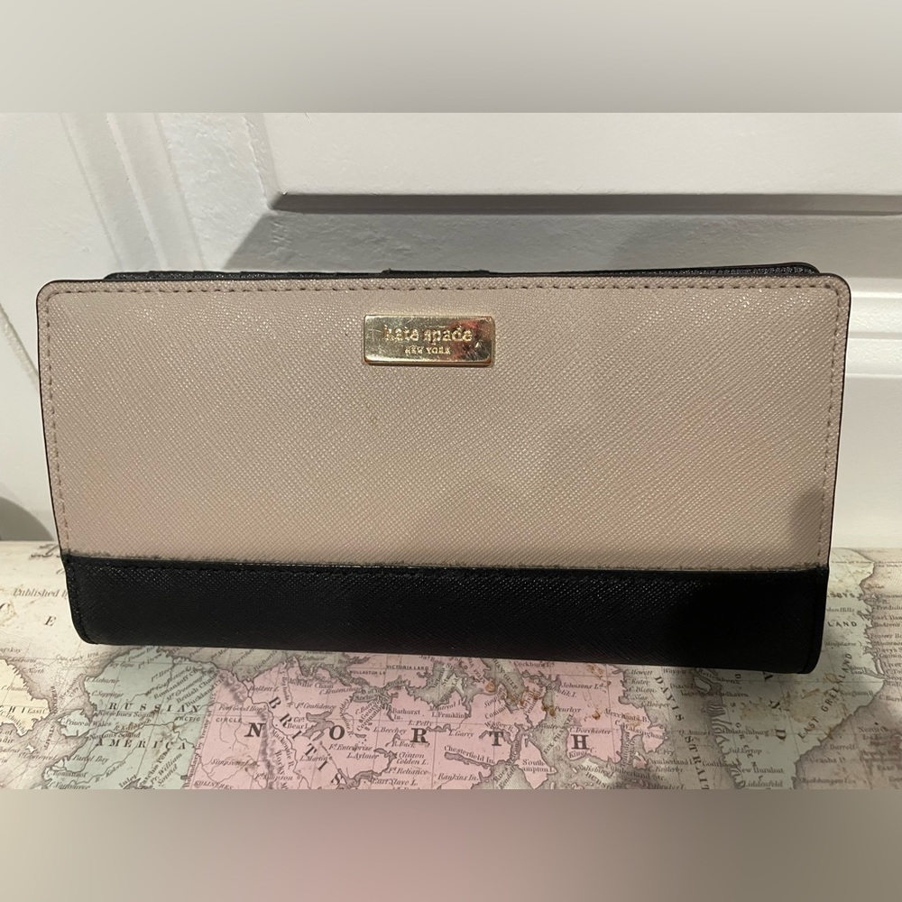 Kate Spade Bifold Wallet